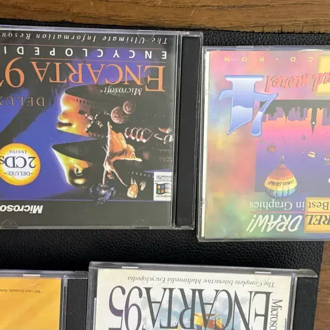 [BUNJANG] Windows 98 and Old Software CD Collection (7 Discs) / 윈도우98등 수집용 올드 소프트웨어CD 7장