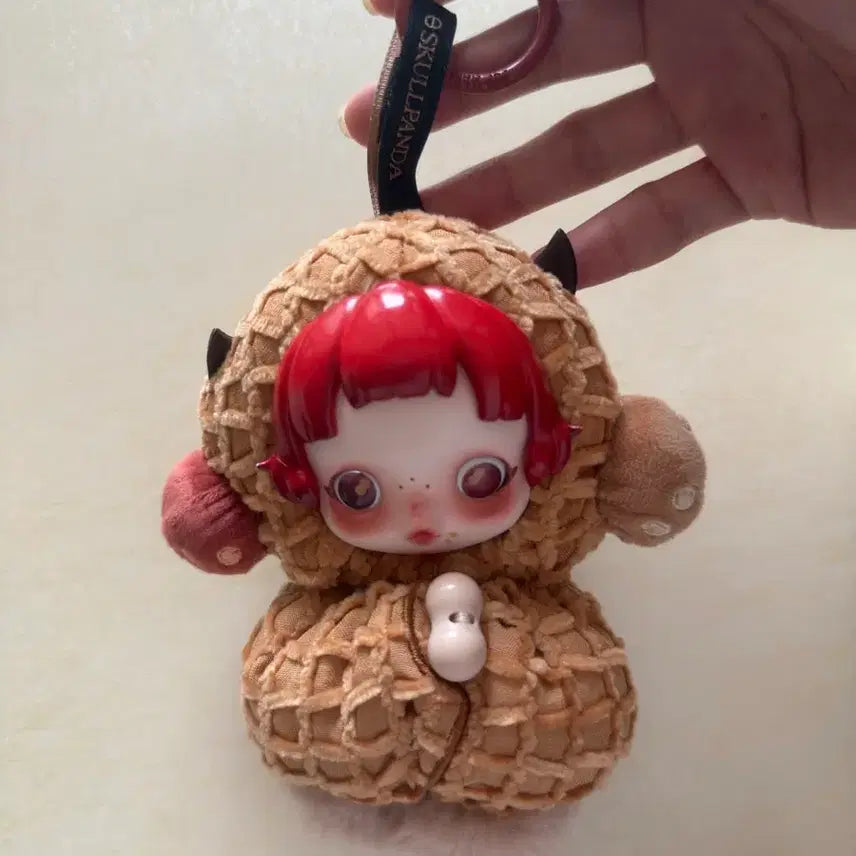 [BUNJANG] POP MART Skullpanda "Look For Me" Kkugi Peanut Figure / 팝마트 스컬판다 날찾아봐 꾸러기 땅콩
