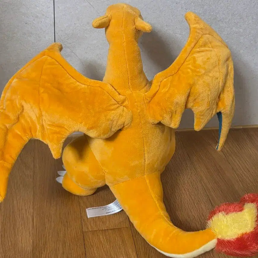 [BUNJANG] Pokemon Center 2019 Charizard Plush Doll / 2019 포켓몬센터 OA 리자몽 인형