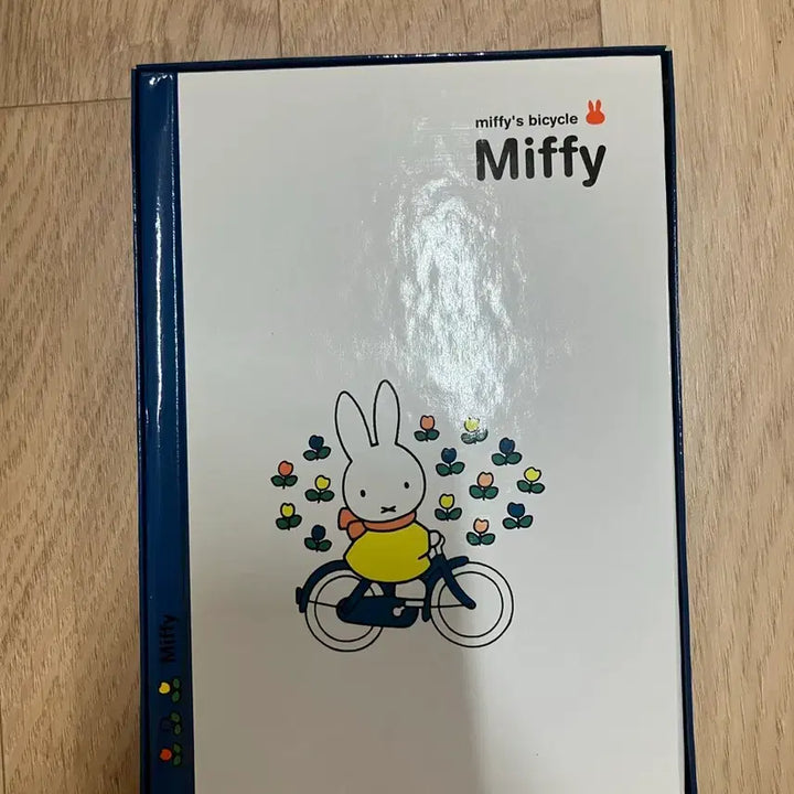 [BUNJANG] Miffy Hardcover Diary Notebook / 고전문구 미피 노트 일기장 하드커버 다이어리