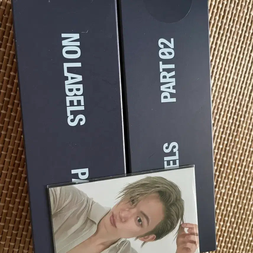 [BUNJANG] TXT Yeonjun Part 2 Ice Cream Pop-up Spoon + Photocard Set / 연준 파트2 아이스크림 팝업 스푼 + 5만원 포카2장