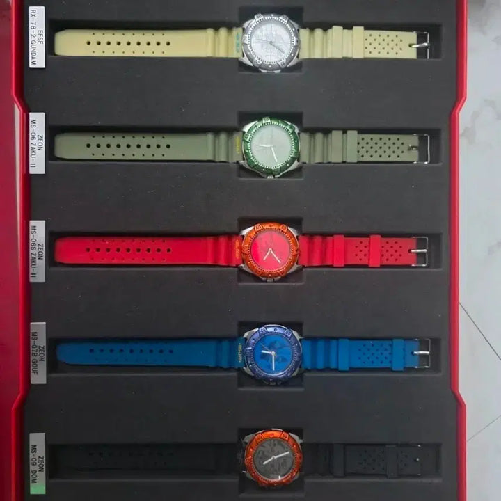 [BUNJANG] Mobile Suit Gundam Watch Collection Set (5 Variants) / 모빌슈트 건담 워치 컬렉션 시계 5종 세트