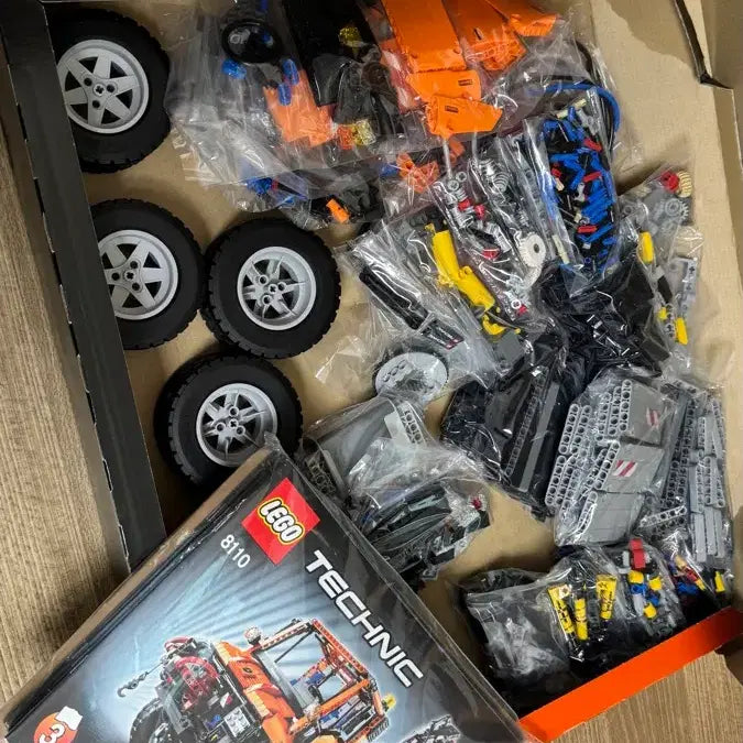 [BUNJANG] LEGO Technic 8110 Truck - Excellent Condition / 레고 테크닉 8110 트럭 1회조립,상태최상