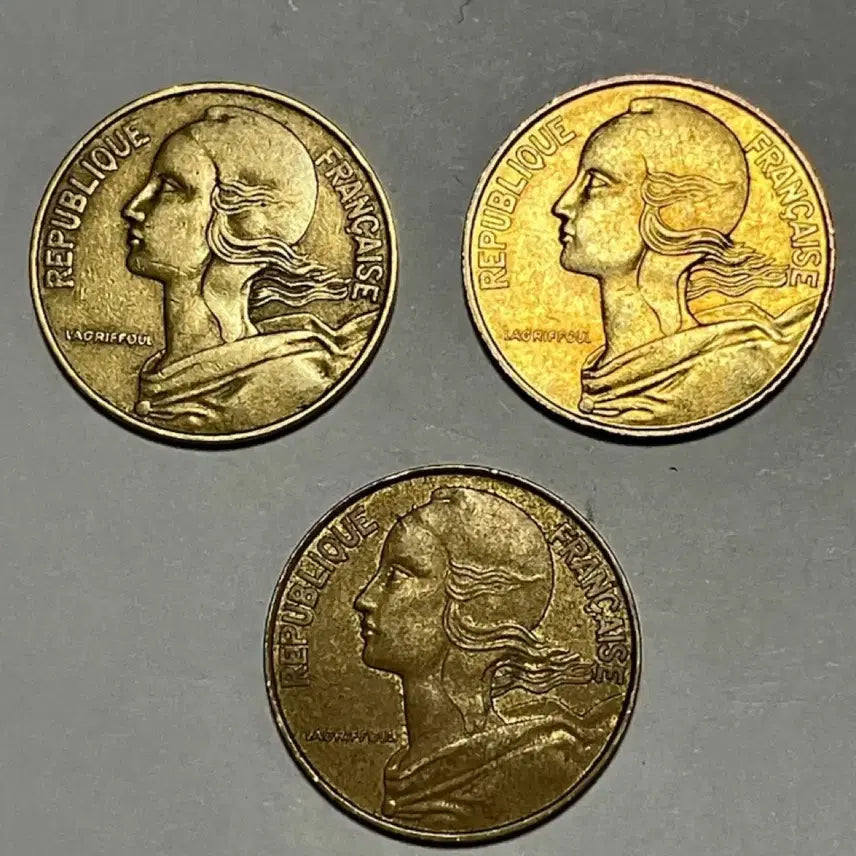 [BUNJANG] France Old Coin Bundle Set (1 Franc, 20 Centimes, 10 Centimes) / 프랑스 구형 주화 5종 일괄  (1프랑, 20상팀, 10상팀)
