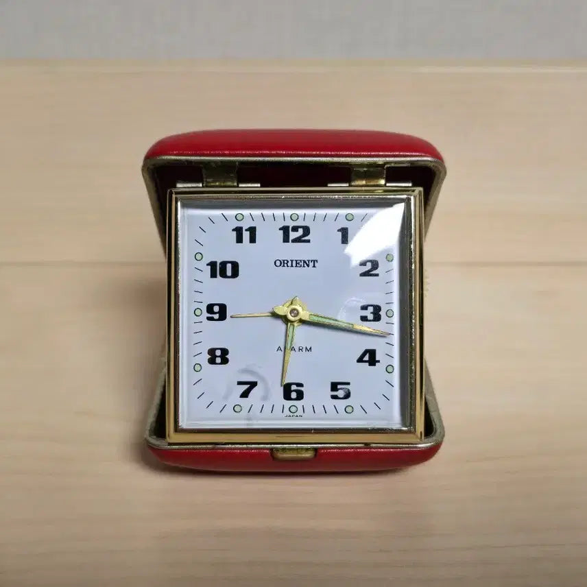 [BUNJANG] Orient Vintage Folding Alarm Table Clock / 오리엔트(Orient) 빈티지 폴딩 알람 시계