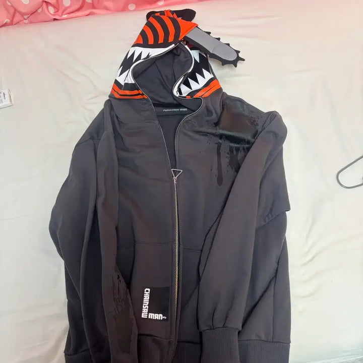 [BUNJANG] Chainsaw Man Denji &amp; Reze Limited Edition Pop-up Official Hoodie / 체인소맨 레제팝업 한정판 공식 후드집업 덴지