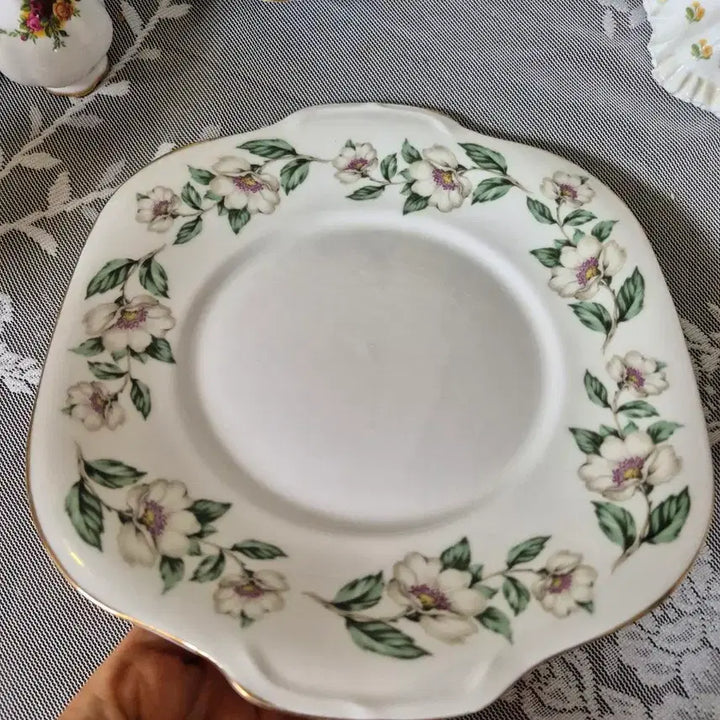 [BUNJANG] Crown Staffordshire 24cm Two-Handled Serving Dish / 크라운 스테포드셰어 24센티 양손접시
