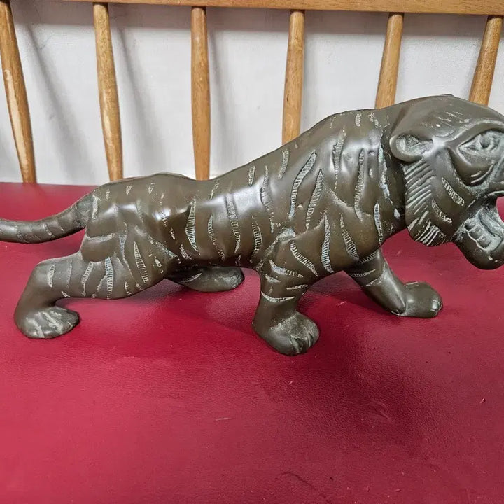 [BUNJANG] Tiger Antique / 동 호랑이