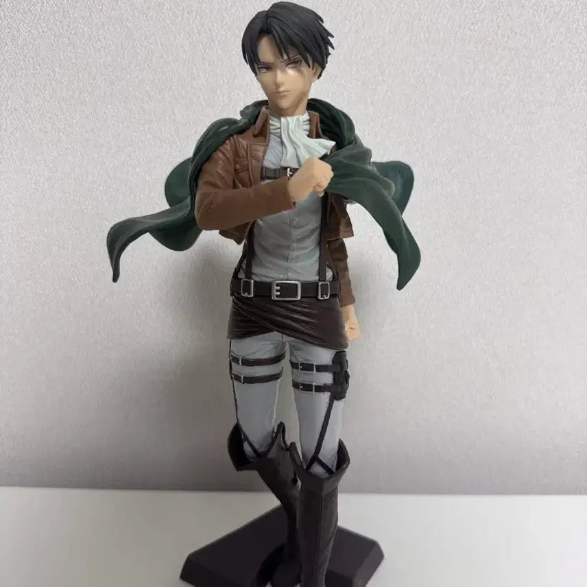 [BUNJANG] Attack on Titan Levi Grandista Figure / 진격의거인 리바이 그란디스타