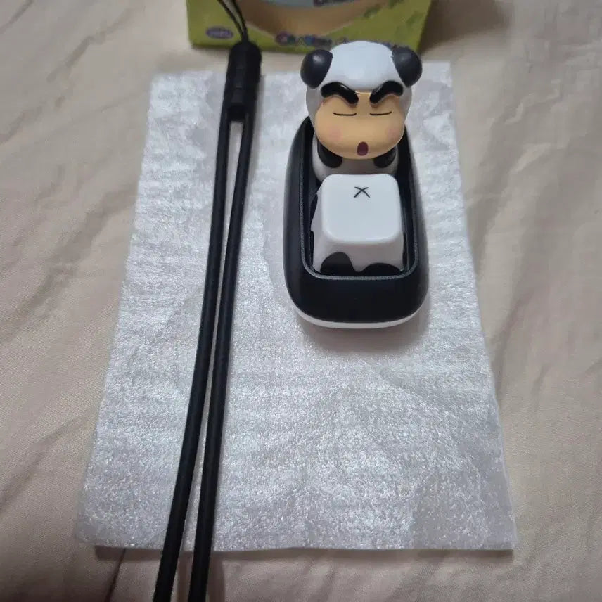 [BUNJANG] Crayon Shin-chan Panda Keycap / 짱구 판다 키캡 (새상품)
