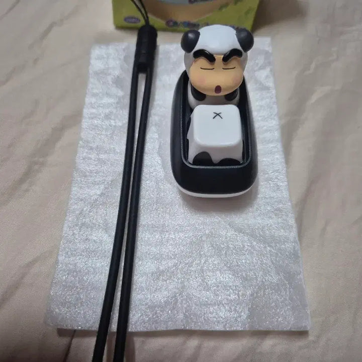 [BUNJANG] Crayon Shin-chan Panda Keycap / 짱구 판다 키캡 (새상품)