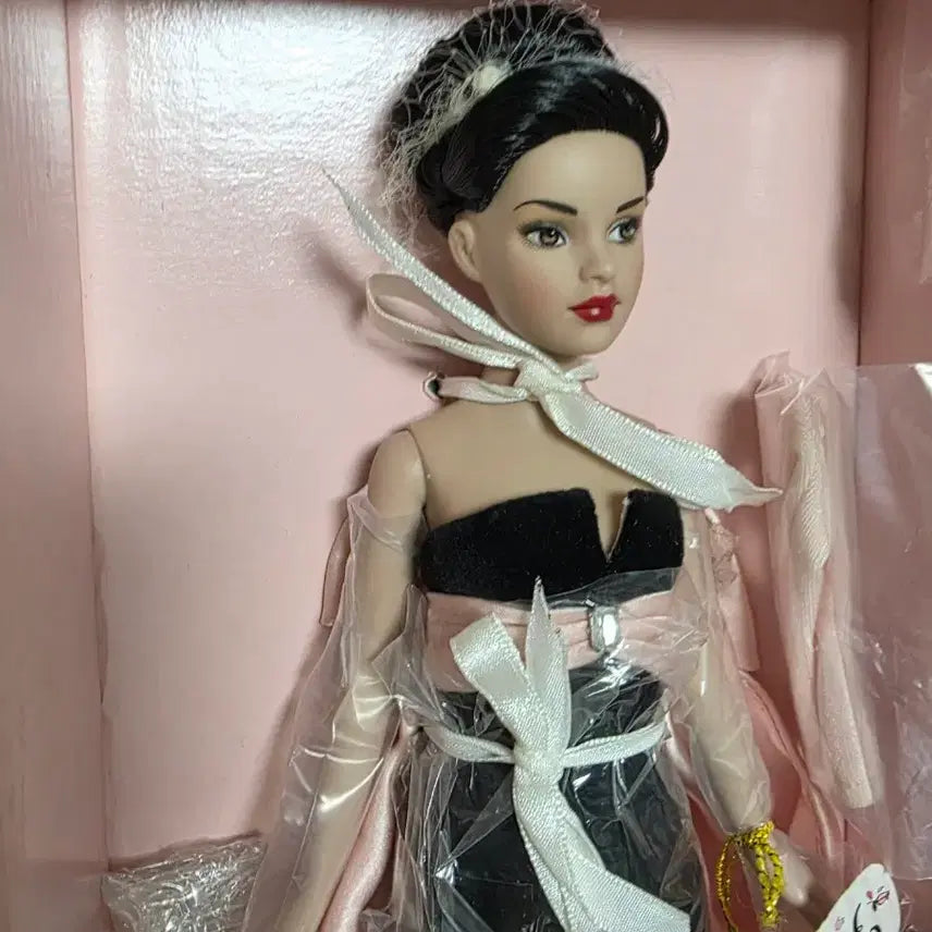 [BUNJANG] Fashion Royalty Tiny Kitty Collier 10" Doll / 패션로얄티 토너돌 키티 콜리어 새상품 바비인형 실크스톤 포피파커 피규어