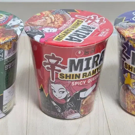 [BUNJANG] Nongshim Shin Ramyun Stir-fried Noodles 3-Type Set (Joy, Mira, Lumi) / 수집.  수출용 농심 신라면 볶음면 조이/미라/루미 3종