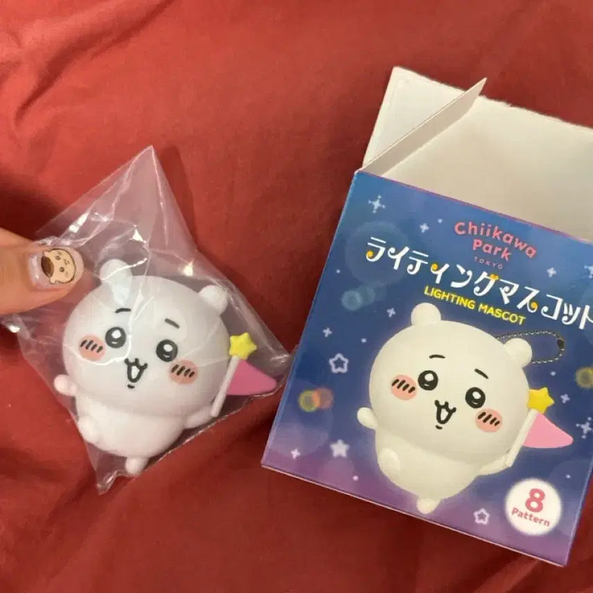 [BUNJANG] Chiikawa Park Lighting Mascot - Chiikawa / 치이카와파크 라이팅 치이카와