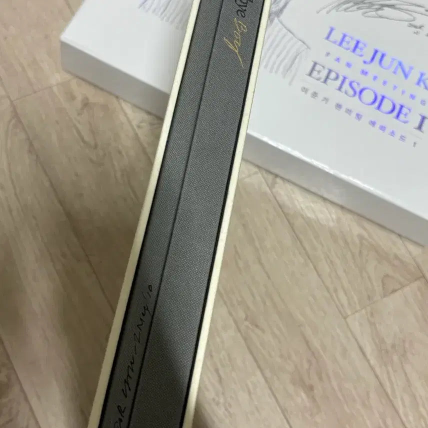 [BUNJANG] Lee Joon Gi Pre-Military Photo Essay Book / 이준기 배우 군입대전 사진집 팔아요
