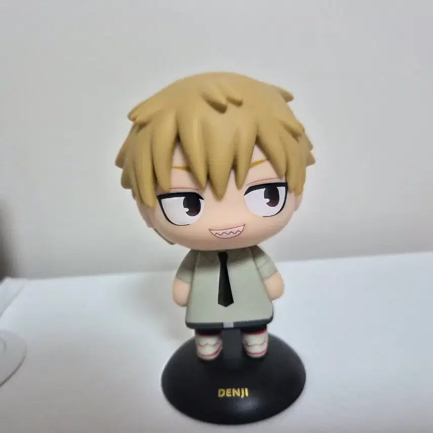 [BUNJANG] Chainsaw Man Denji Yura Yura Figure / 체인소맨 덴지 유라유라 피규어(+캔뱃지)