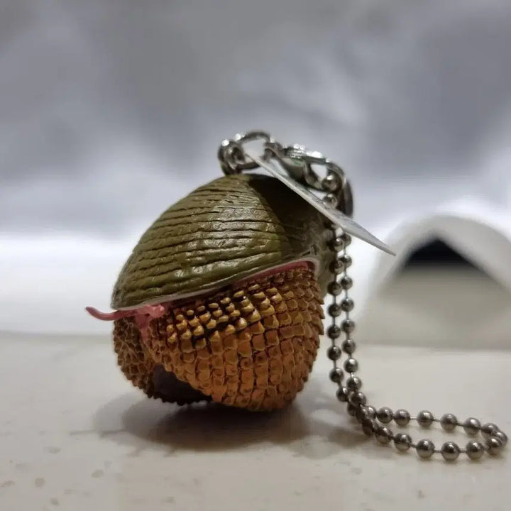 [BUNJANG] NTC Nature Technical Ikimon Deep Sea Creature Series 1 Scaly Whelk Yellow Keychain / NTC 네이처테크니컬러 이키몬 심해생물 1탄 비늘발고둥 황색 키링