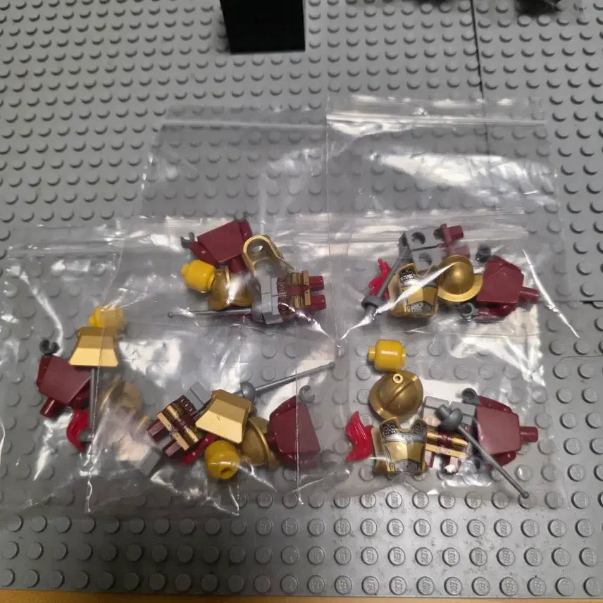 [BUNJANG] LEGO Minifigure Spanish Conquistador (Series 5) - 5 Pieces / 레고 시즌 미피 스페인 정복자 5개 판매