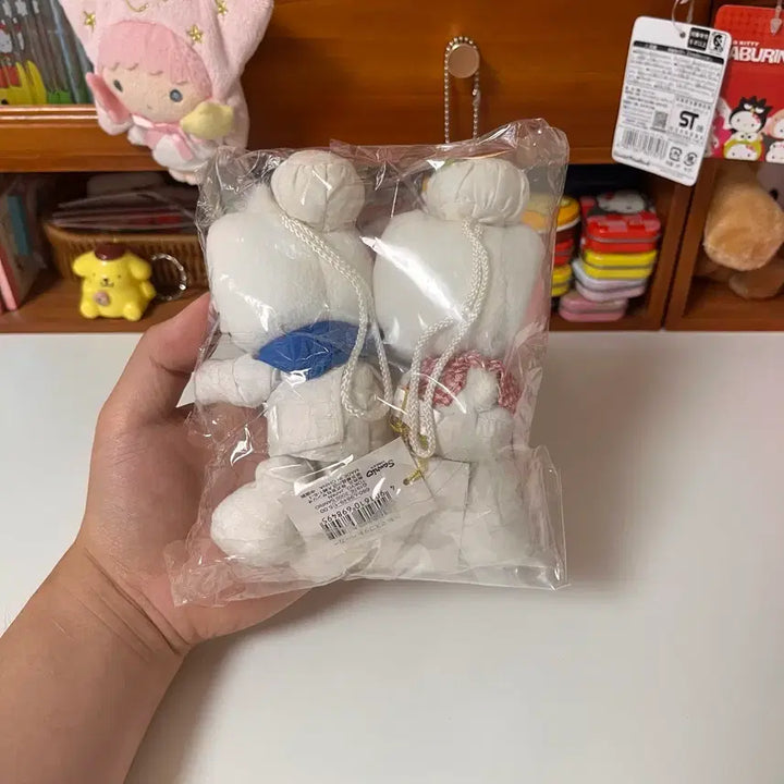[BUNJANG] Sanrio Hello Kitty Daniel Baking Mascot Plush / 고전키티 헬로키티 다니엘 제빵 마스코트 인형