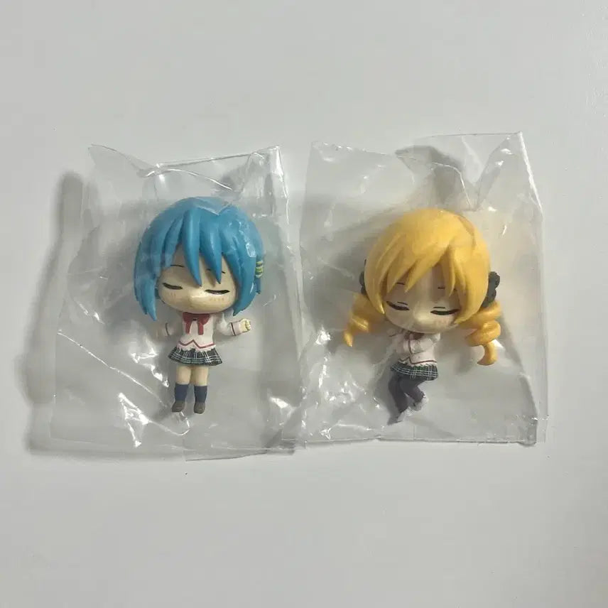 [BUNJANG] Madoka Magica Nemurasetaichi Gacha Set / (일괄)마마마 네무라세타이 가챠 마미, 사야카