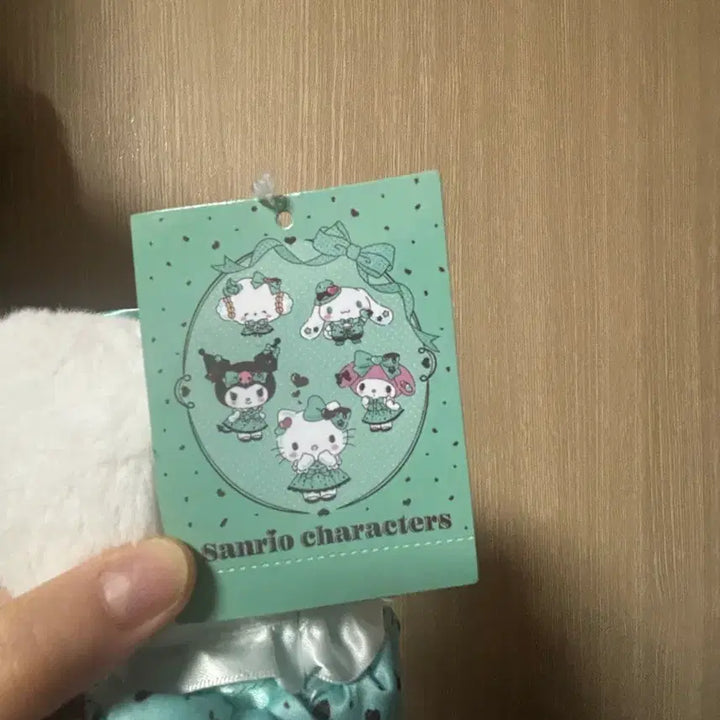 [BUNJANG] Hello Kitty Mint Chocolate Plush + Tile Sticker Set / 헬로키티 민트초코 인형+타일스티커