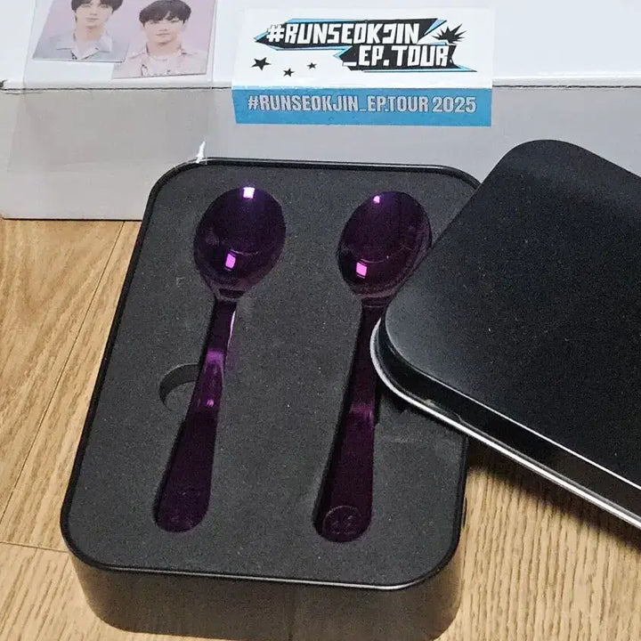 [BUNJANG] BTS Jin Run Jin EP. Tour Baskin Robbins Purple Spoon Set / BTS 진 런석진 EP. TOUR ,베스킨라빈스  퍼플 스푼 세트