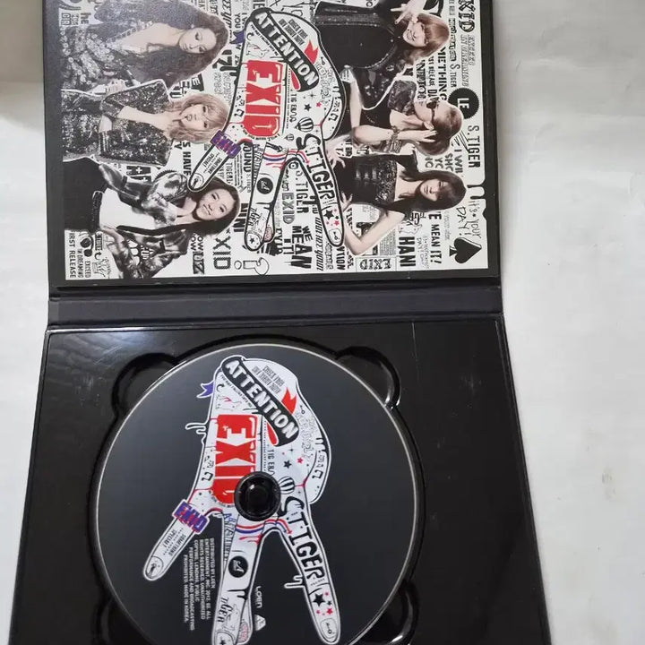 [BUNJANG] EXID HOLLA Digital Single CD (Promotional) / 홍보용)EXID 첫 번째 디지탈싱글 HOLLA 민트급cd 입니다