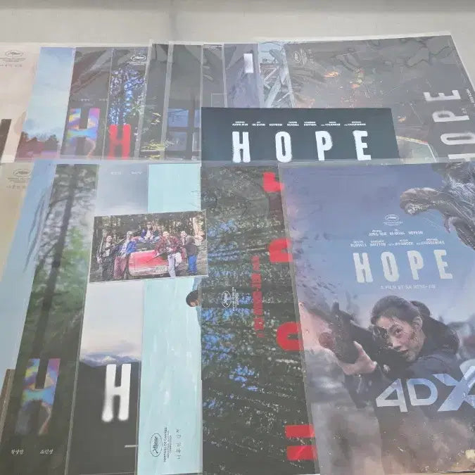 [BUNJANG] HOPE Complete A3 Poster Set (21 Types) / 호프 A3 포스터 전종 (imax,4dx1차,2차,screenx,돌비2종,얼리버드,광음,메인,캐릭터 4종,아트그라피2종,전함,2차캐릭터4종,성기대교) 총 21종 일괄 팝니다