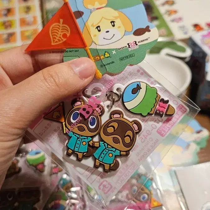 [BUNJANG] Animal Crossing Japan Baskin Robbins Limited Kongdol Bombdol Keychain / 동물의숲 일본 베스킨라빈스 한정 콩돌밤돌 키링