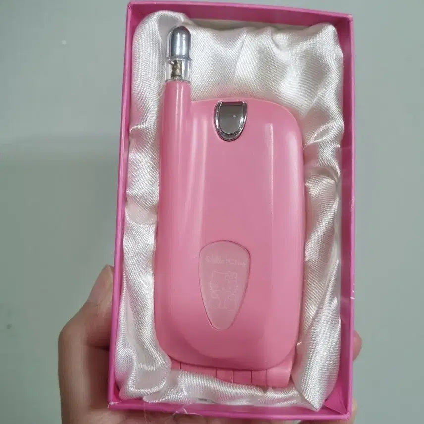 [BUNJANG] Vintage Hello Kitty Mock-up Phone Lighter / 고전 키티 목업폰 휴대폰 라이터 키티폰