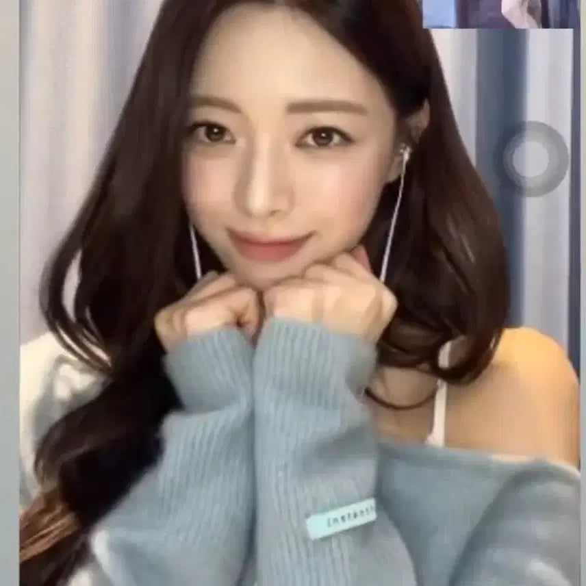 [BUNJANG] ITZY YUNA Signed Polaroid / ITZY 유나 YUNA 사인폴라 signed polaroid 싸인 폴라