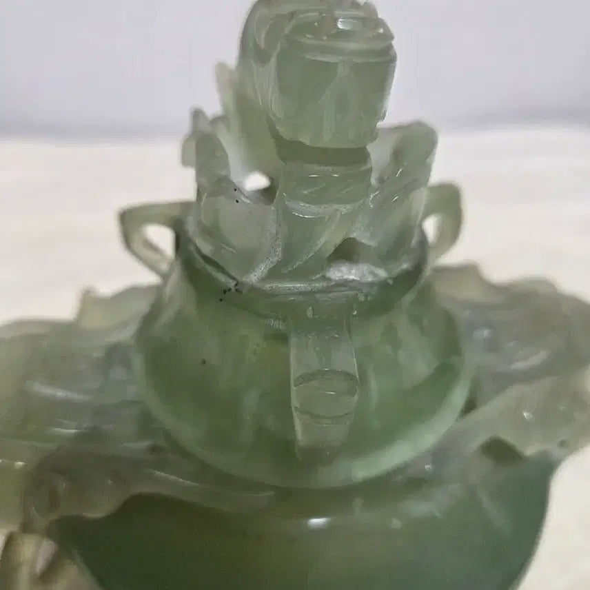 [BUNJANG] Three-Legged Jade Incense Burner with Dragon Lid / 삼족 옥향로