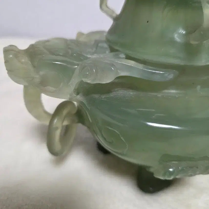 [BUNJANG] Three-Legged Jade Incense Burner with Dragon Lid / 삼족 옥향로