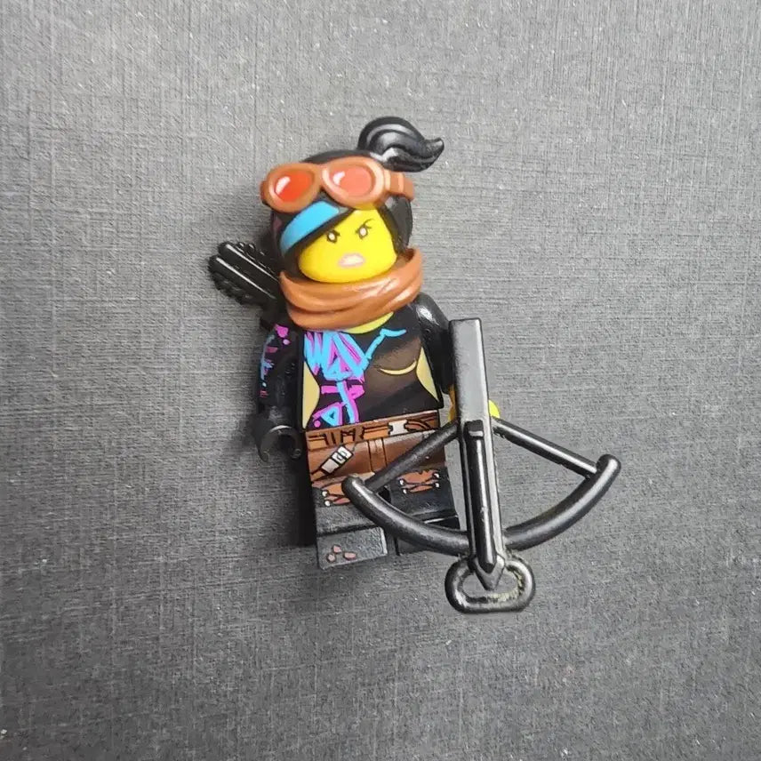 [BUNJANG] Lego Movie 2 Lucy Wyldstyle Minifigure / 레고 무비 2 루시 와일드스타일 미니피겨