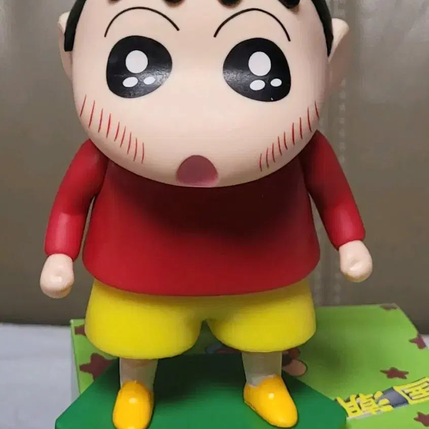 [BUNJANG] Crayon Shin-chan Bee Costume Plush 35cm &amp; Shinnosuke Figure Set / 짱구는못말려 꿀벌짱구35cm+신짱구 피규어+태엽 피규어2종 세트(새상품)