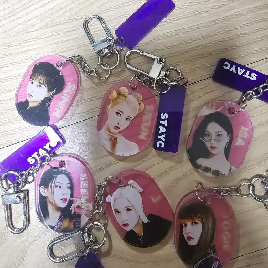 [BUNJANG] STAYC Merchandise Bundle Set / 스테이씨 굿즈