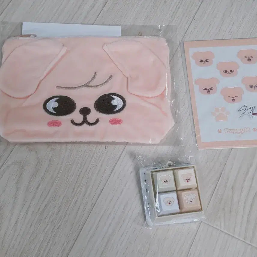 [BUNJANG] Stray Kids Seungmin SKZOO PUMPFOLK Keychain Pouch Sticker Bundle Set / 스트레이키즈 승민 스키주 퍼핌 쿠지 키링 파우치 스티커 일괄