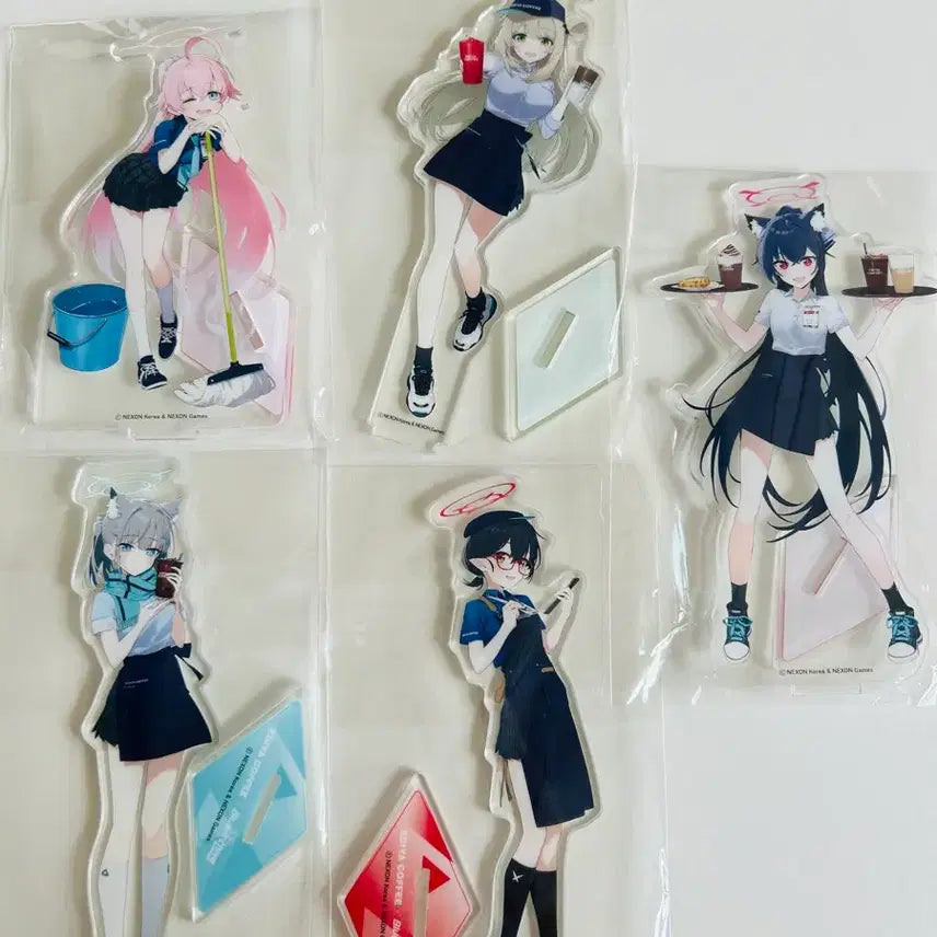 [BUNJANG] Blue Archive Ediya Collaboration Acrylic Stand Set Bundle / 블루아카이브 이디야 콜라보 아크릴 스탠드 세트 일괄
