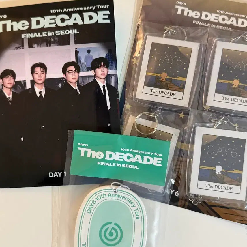 [BUNJANG] DAY6 The Decade Encore Concert Entrance Kit &amp; Fan Gift / 데이식스 더데케이드 앙콘 입장키트