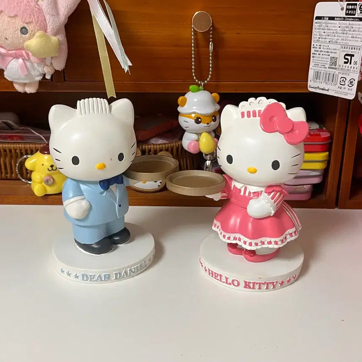 [BUNJANG] Vintage Hello Kitty Waitress Kitty Dogi Storage Box Tray / 고전키티 헬로키티 다니엘 웨이트리스키티 도기 보관함 트레이