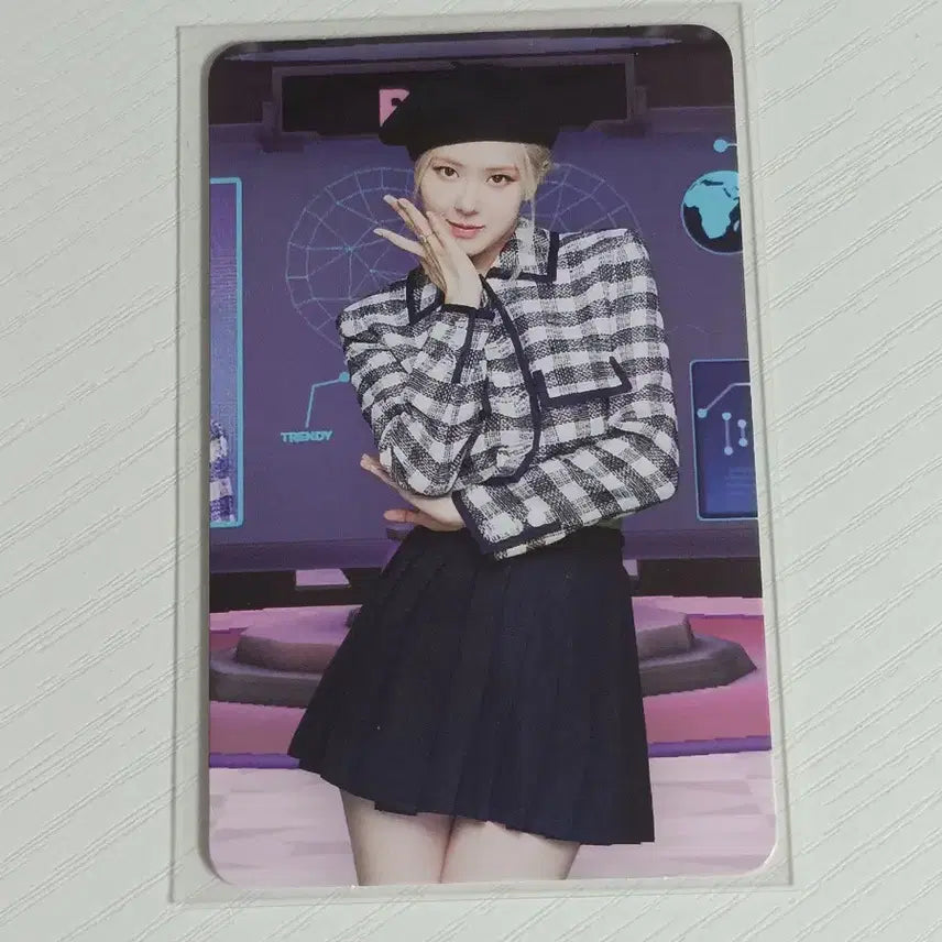 [BUNJANG] Blackpink The Game Rosé Photocard / 블랙핑크 더게임 쿠폰 카드 로제 포카