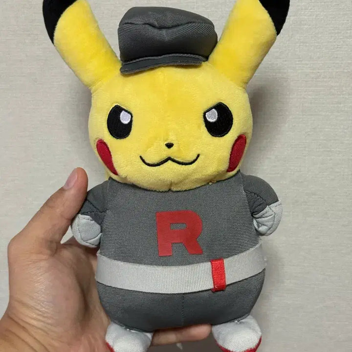 [BUNJANG] Pokemon Team Rocket Pikachu Plush / 포켓몬스터 로켓단 피카츄 인형