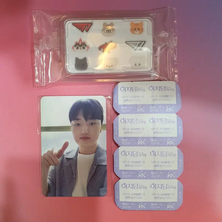 [BUNJANG] T1 Euderm Quick Calming Patch Set with Animal Patch &amp; Phase Photocard / T1 이지덤 퀵카밍패치 8매+애니멀패치+페이즈 포카