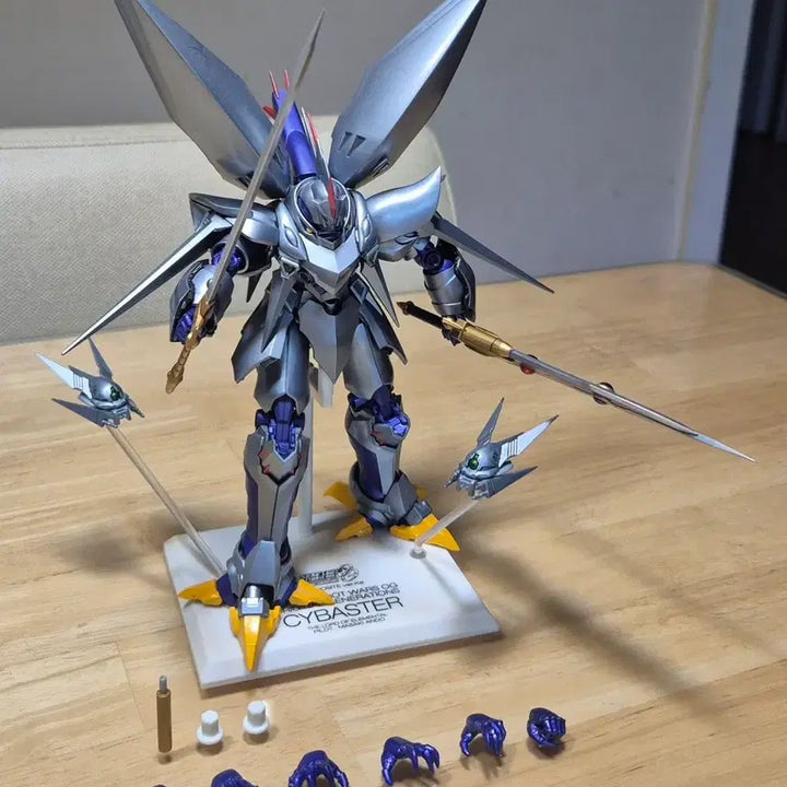 [BUNJANG] Bandai Composite Ver. Ka Cybuster Action Figure / 피규어/ 반다이 컴포짓 버카 사이바스터