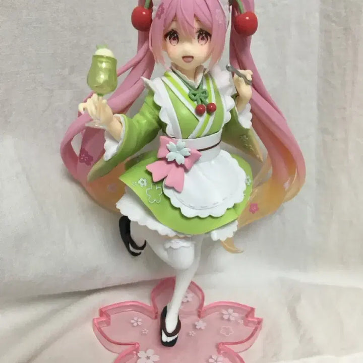 [BUNJANG] Taito Hatsune Miku Sakura Miku Japanese Style Teahouse Limited Edition Figure / 오늘까지)하츠네미쿠 타이토 한정판 사쿠라미쿠 일본풍 찻집피규어