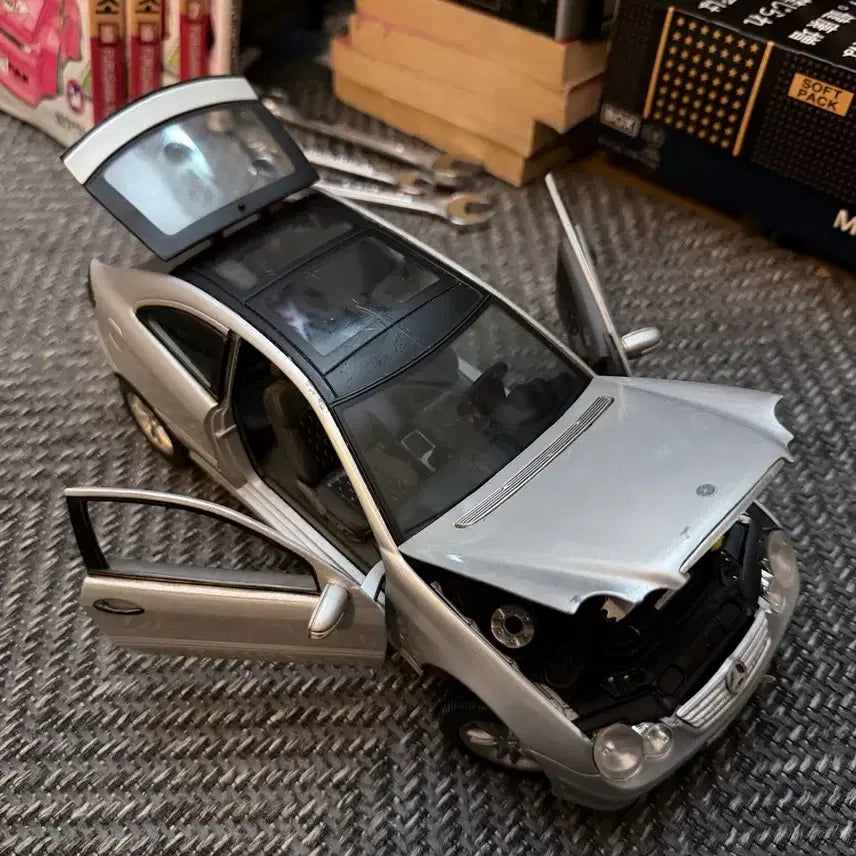 [BUNJANG] Maisto 1/18 Mercedes-Benz W203 C-Class Sportcoupe Diecast Model / 1/18 마이스토 벤츠 W203 스포츠쿠페