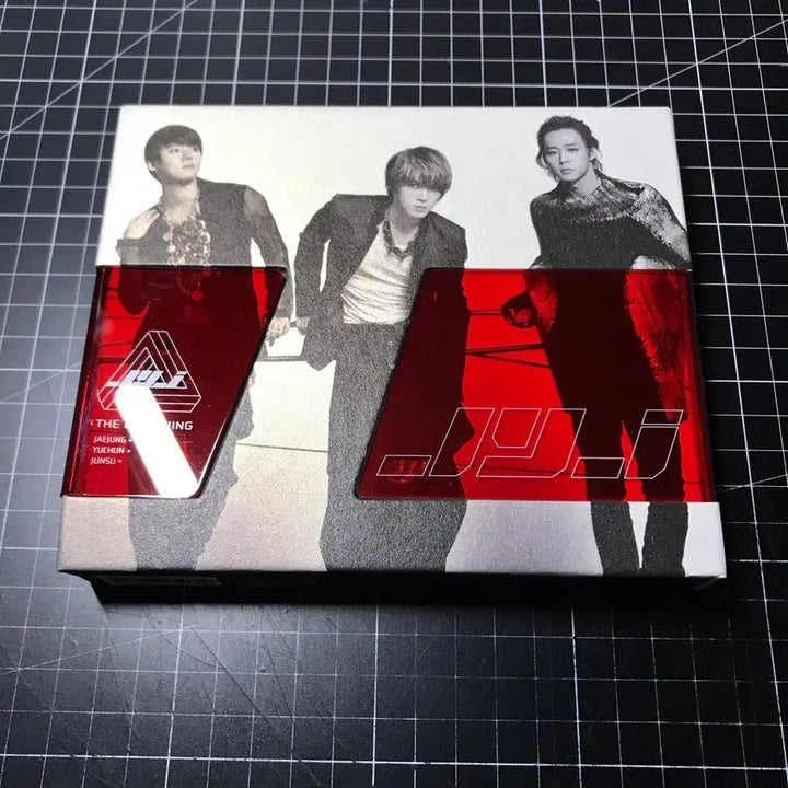 [BUNJANG] JYJ the Beginning CD Album / JYJ 앨범 the beginning CD