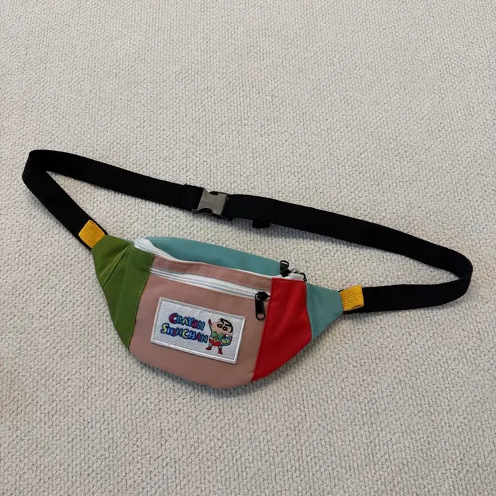 [BUNJANG] Crayon Shin-chan Hip Pack / Crossbody Bag / 새상품) 짱구 힙색 / 짱구 크로스백