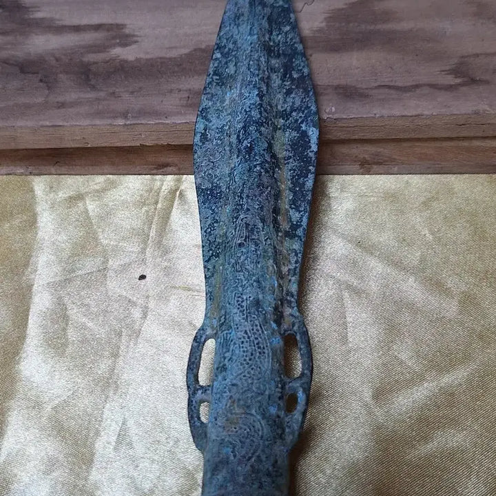 [BUNJANG] Antique Wooden Window Ornament / 수백년된 장식품 창