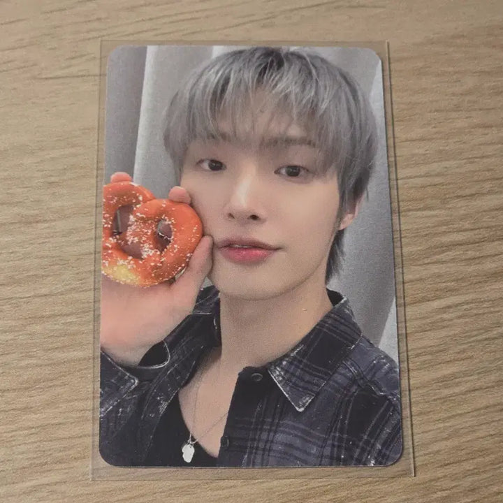 [BUNJANG] ATEEZ Golden Hour: Part. 5 Apple Music Cafe Event POB Photocard (Mingi) / 민기)에이티즈 골든아워5 애플뮤직 카페이벤트 특전